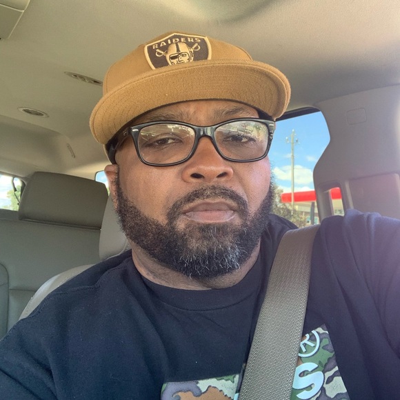 Meet your Posher, Steven - Picture 1 of 1